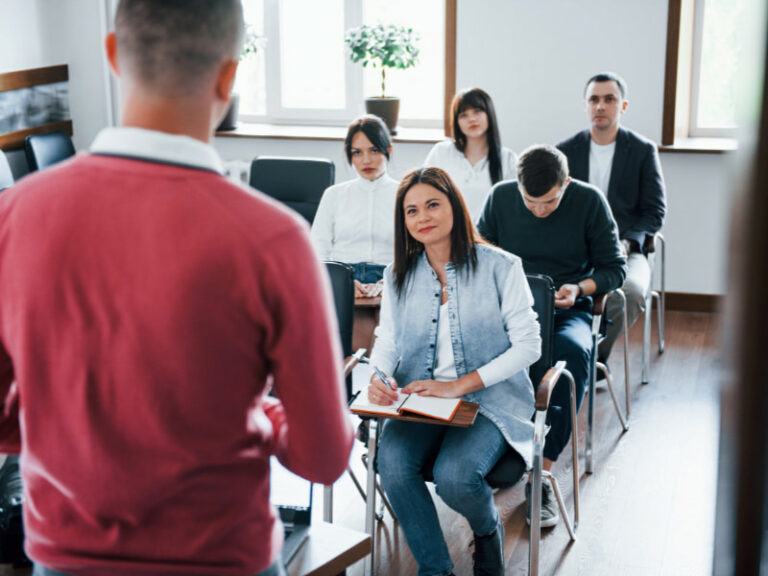 Turma de inglês intensivo